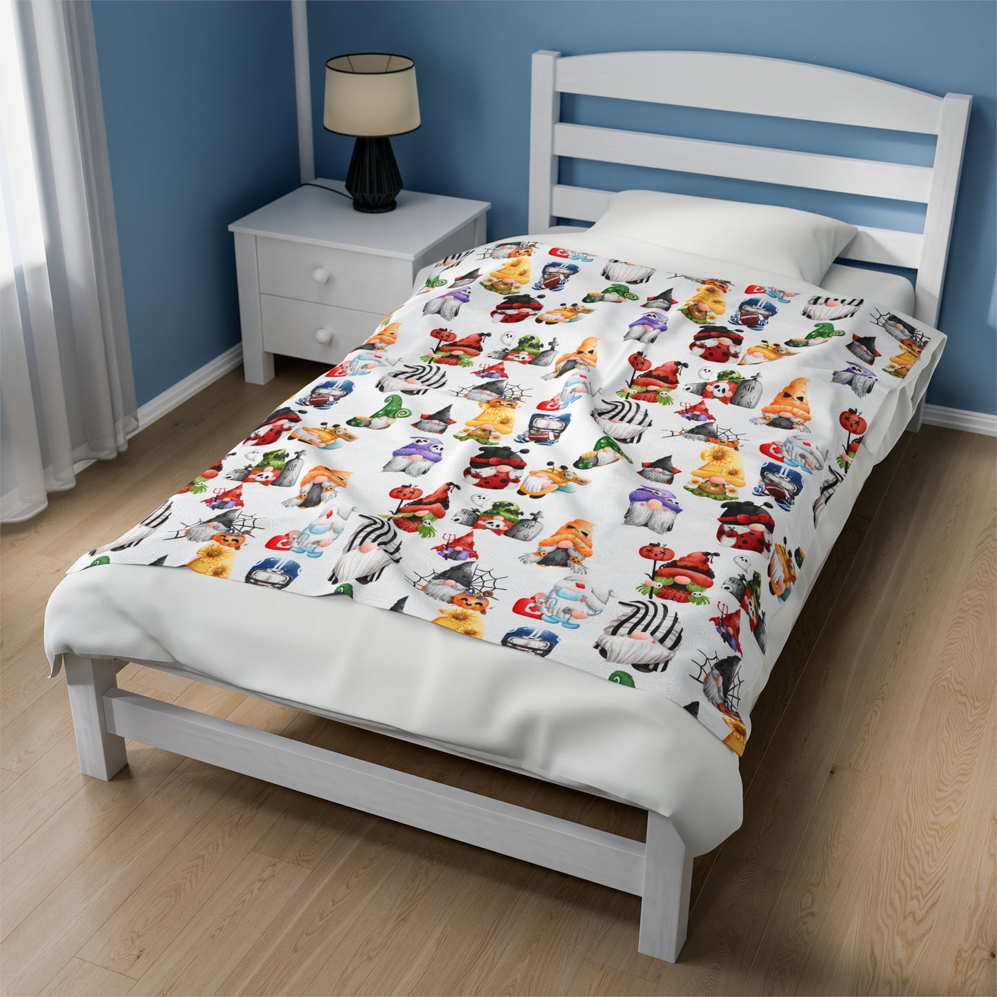 GNOMES IN HALLOWEEN Velveteen Plush Blanket